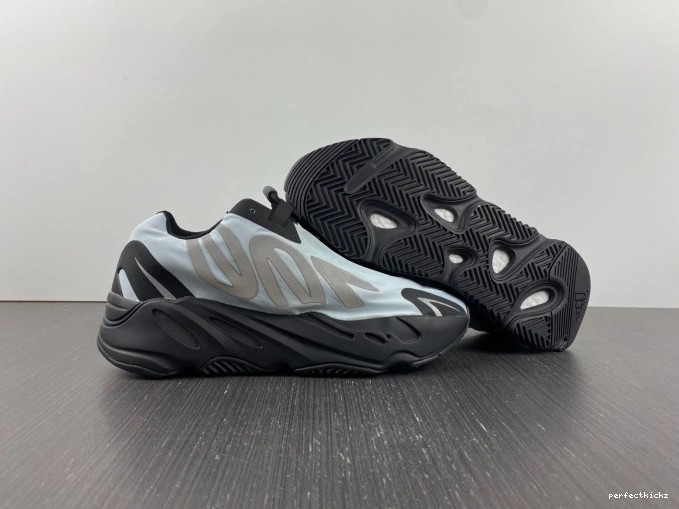 Adidas Tint Blue GZ0711 MNVN 700 Yeezy Boost 0812